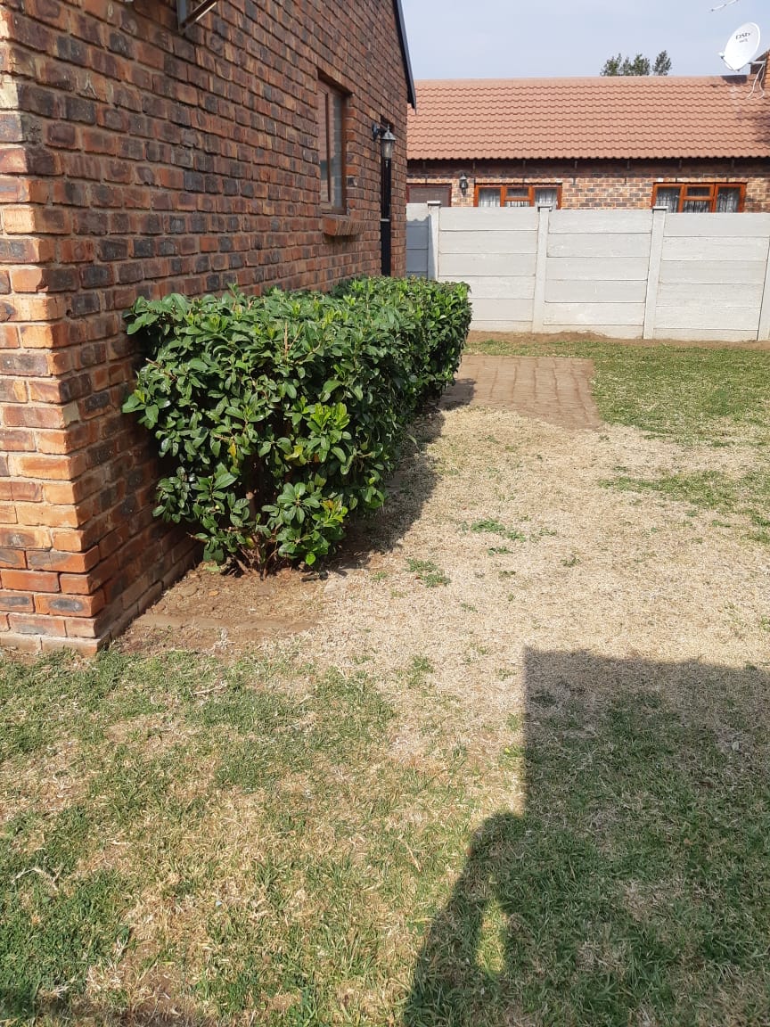 3 Bedroom Property for Sale in Langenhovenpark Free State